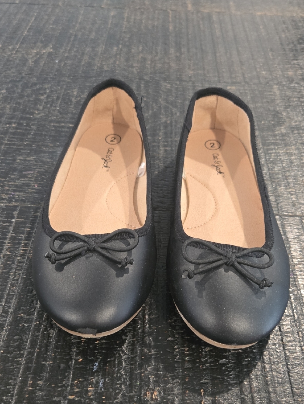Classic Black Ballet Flats with Bow